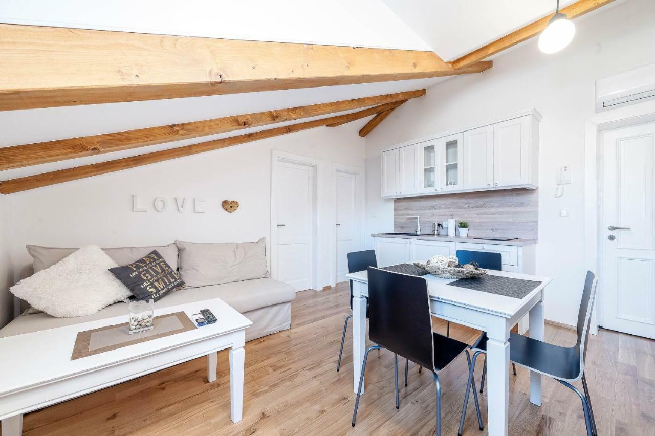 Apartments Rialto Gallery Šibenik Екстериор снимка